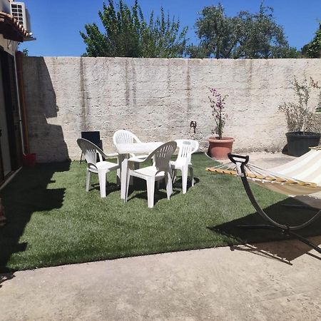 Casa Rosy Apartment San Corrado di Fuori Екстериор снимка