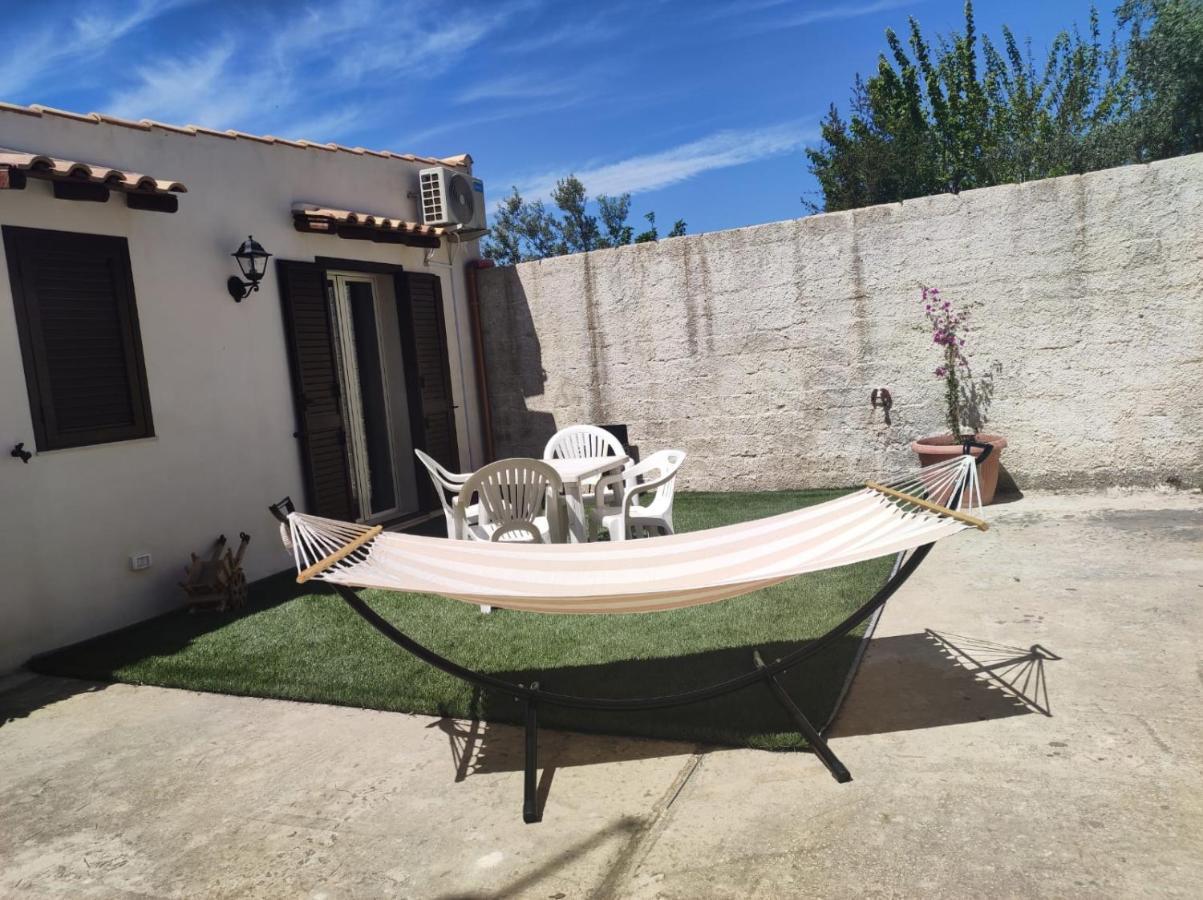 Casa Rosy Apartment San Corrado di Fuori Екстериор снимка
