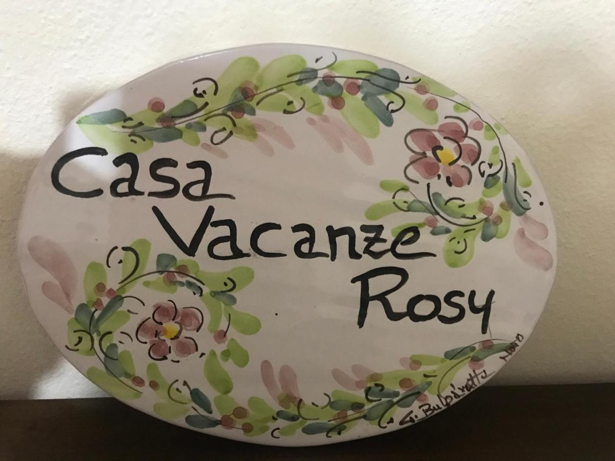 Casa Rosy Apartment San Corrado di Fuori Екстериор снимка