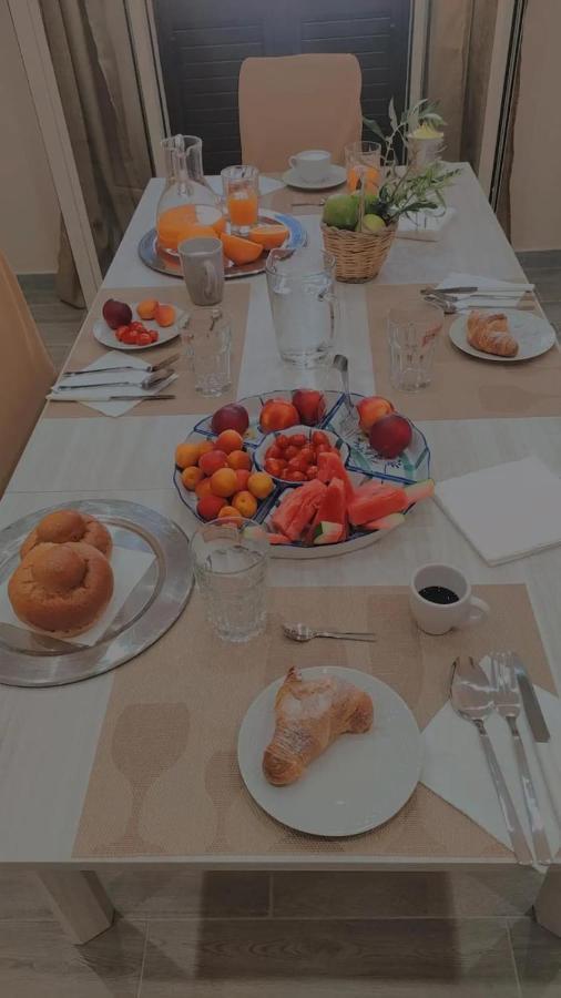 Casa Rosy Apartment San Corrado di Fuori Екстериор снимка