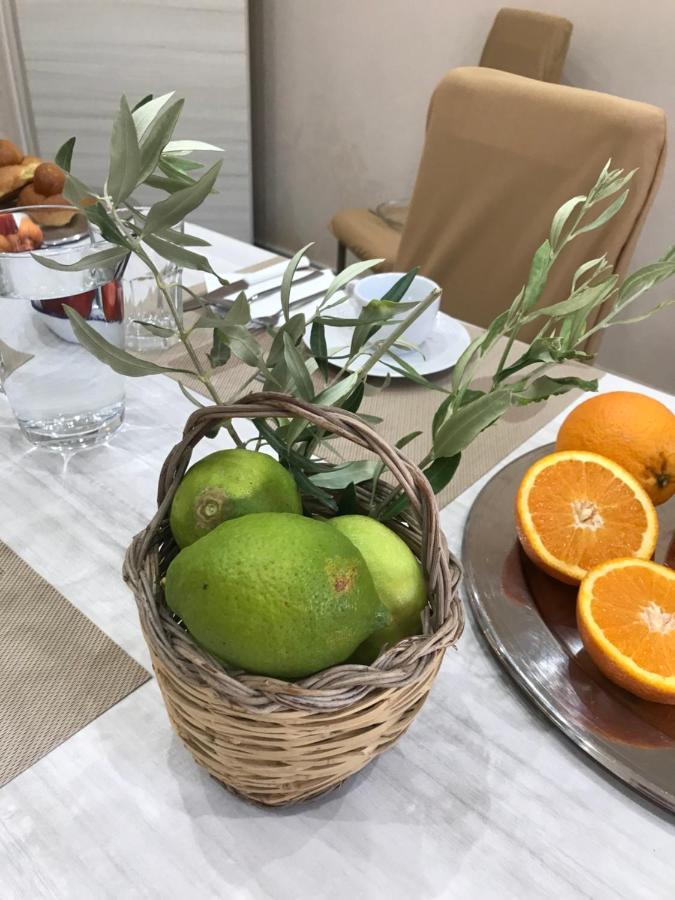 Casa Rosy Apartment San Corrado di Fuori Екстериор снимка